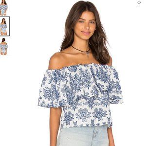 NWOT Nicholas Embroidery Off Shoulder Top Size 4